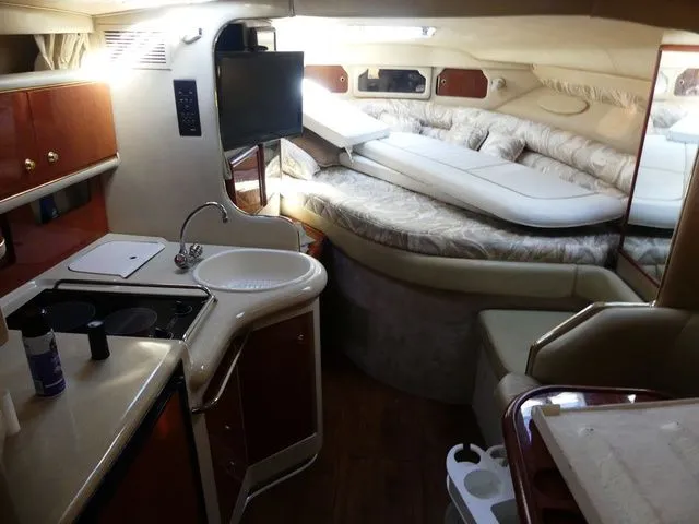 Slide: The Image of Sea Ray Sundancer 330 1998 - 10