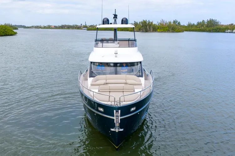 Slide: The Image of 2024 Azimut Magellano 60 - Image 10 - 10