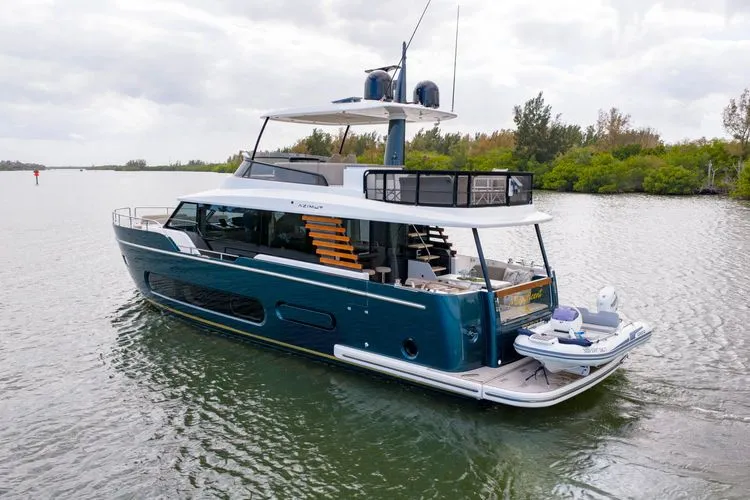 Slide: The Image of 2024 Azimut Magellano 60 - Image 5 - 5