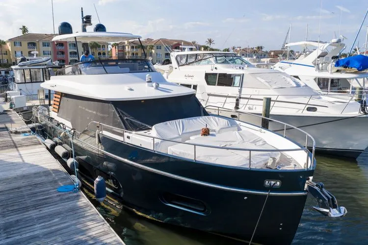 Slide: The Image of 2024 Azimut Magellano 60 - Image 61 - 61