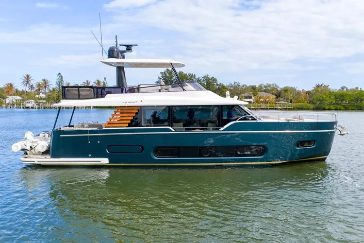 Slide: The Image of 2024 Azimut Magellano 60 - Image 7 - 7