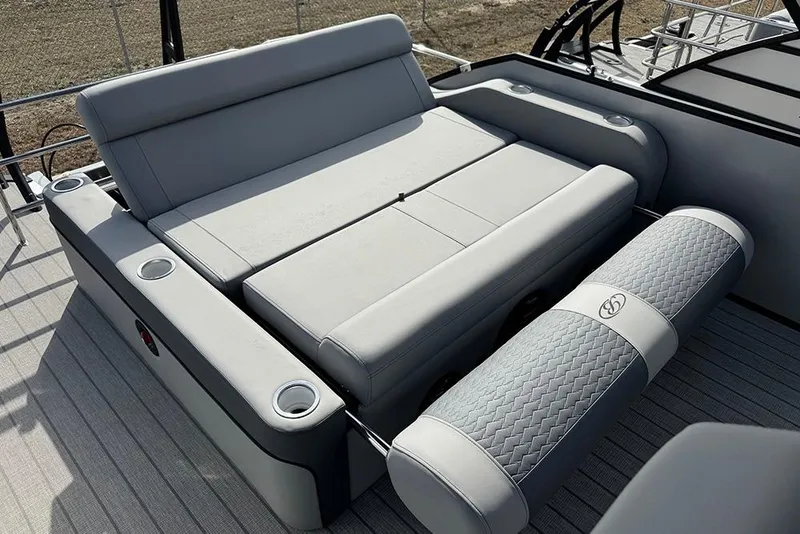 Slide: The Image of 2026 Bentley Pontoons Elite 253 Swingback Dual Captain Full Tritoon, luxurious seating detail. - 35