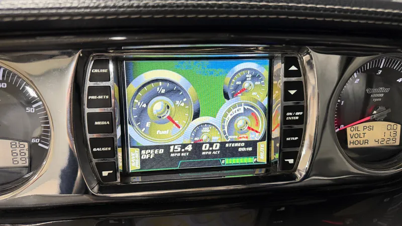 Slide: The Image of Malibu Wakesetter 21 VLX 2012 - 63