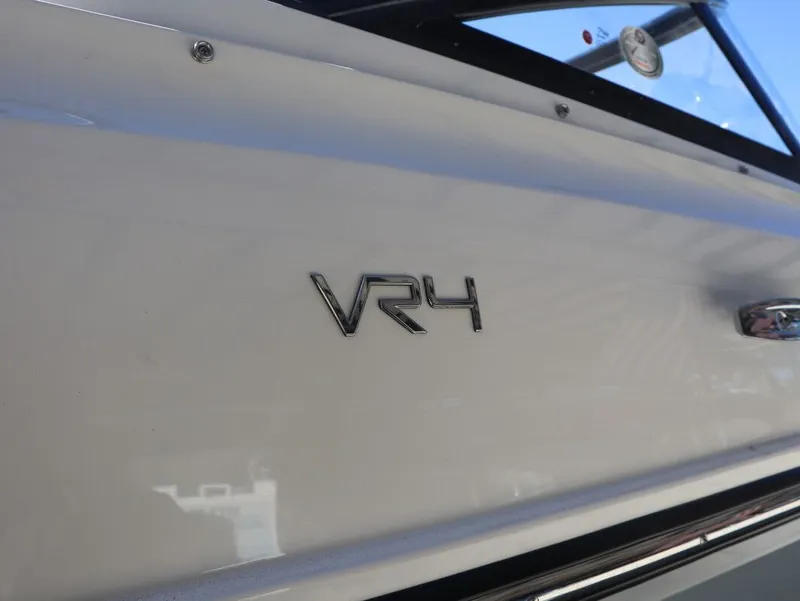 Slide: The Image of Bayliner VR4 Bowrider OB 2026 - 16