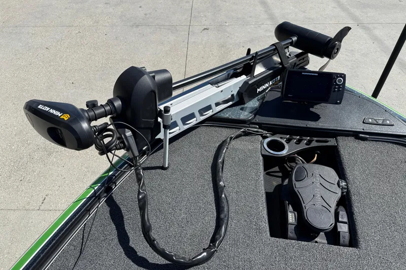 Slide: The Image of 2020 Nitro Z20 boat with Minn Kota trolling motor and Humminbird fish finder. - 11