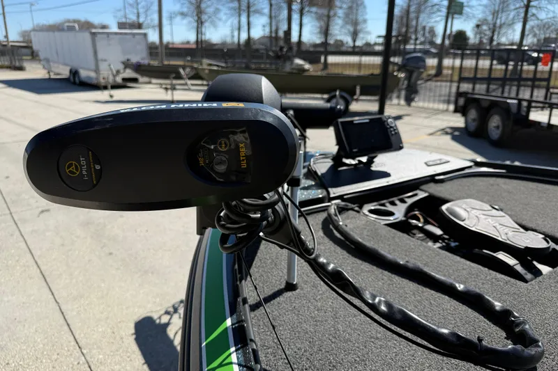 Slide: The Image of 2020 Nitro Z20 boat with Minn Kota Ultrex trolling motor and i-Pilot system. - 12