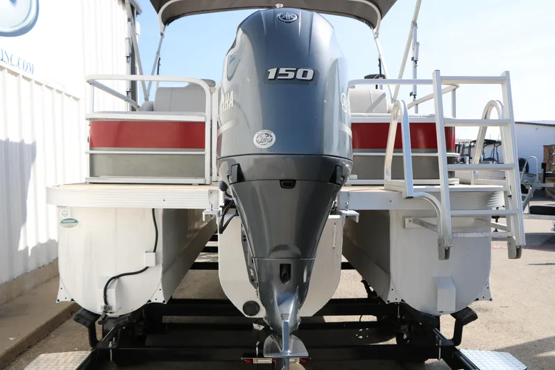 Slide: The Image of 2019 SunCatcher V322 RC pontoon boat with Yamaha 150 outboard motor. - 9