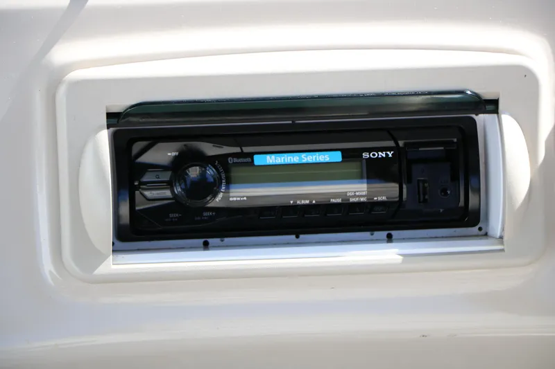 Slide: The Image of Sony Marine Series stereo on 2015 Bennington 21 SLX boat dashboard. - 34