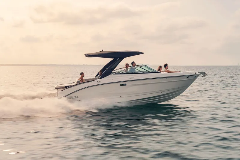 Slide: The Image of Sea Ray SLX 280 2026 - 0