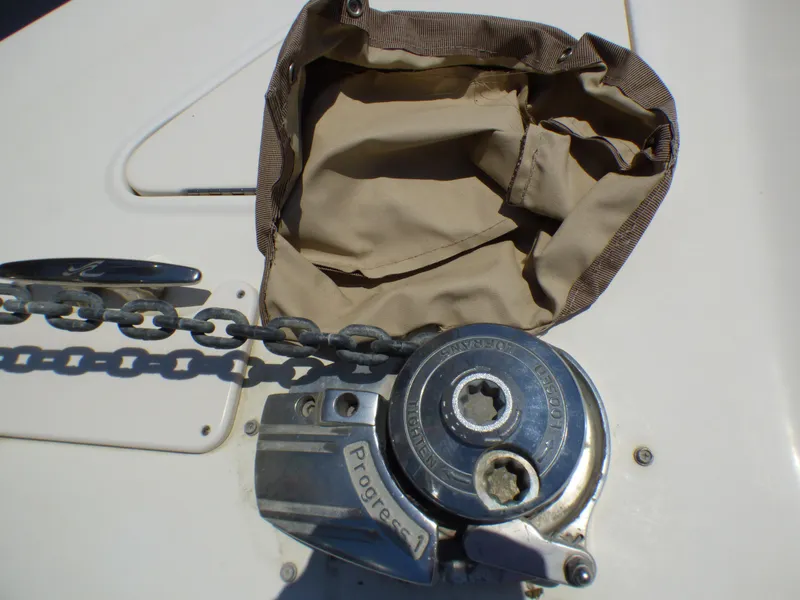 Slide: The Image of Anchor windlass on a 2002 Sea Ray 340 Amberjack boat. - 34