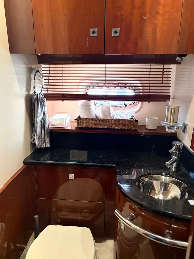 Slide: The Image of Luxurious bathroom on a 2010 Sea Ray 470 Sundancer yacht. - 12