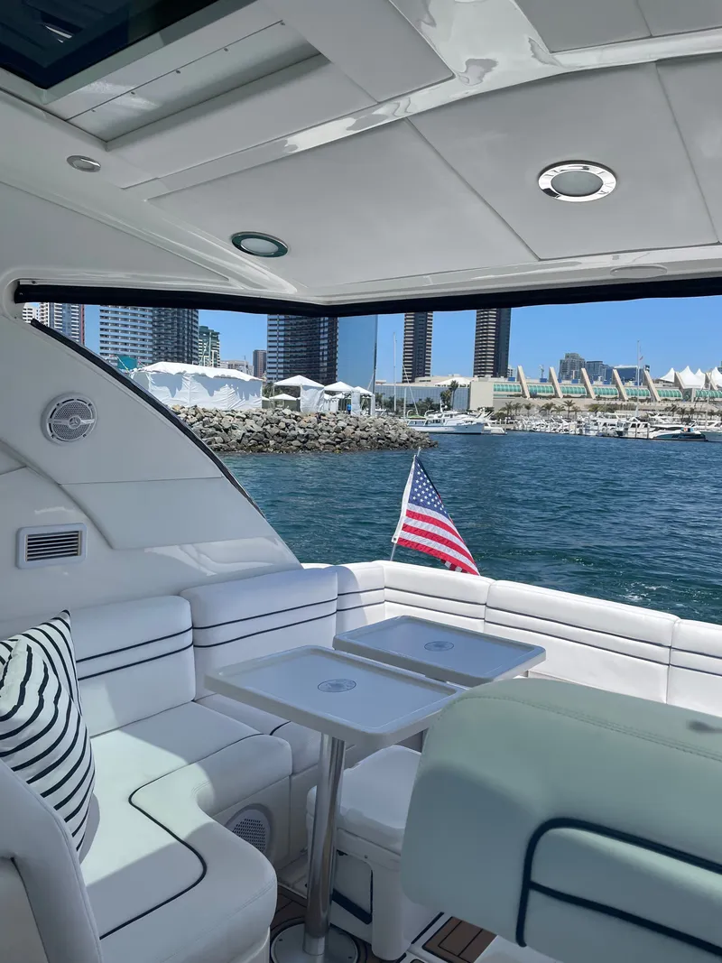Slide: The Image of Sea Ray 470 Sundancer 2010 - 4