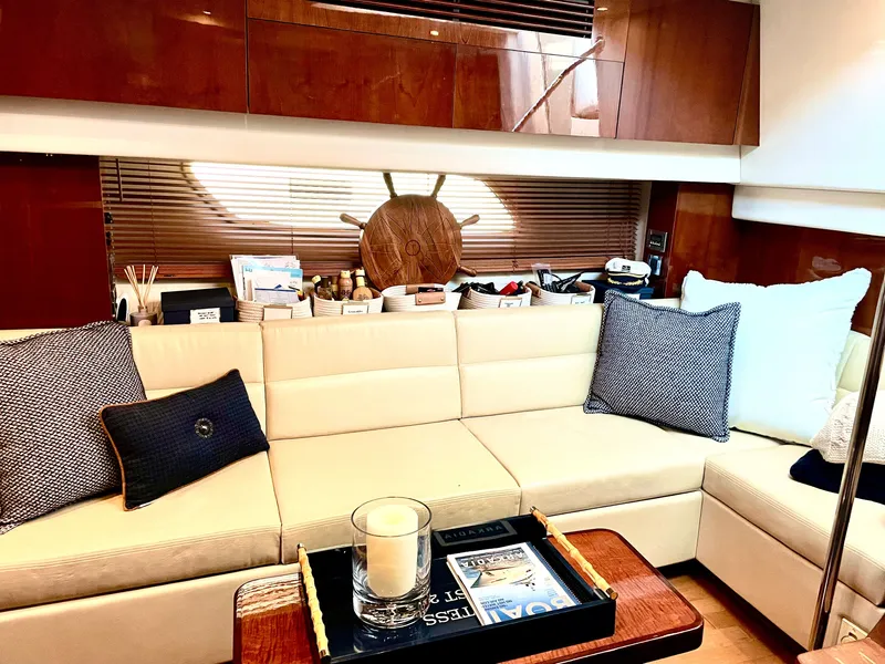 Slide: The Image of Sea Ray 470 Sundancer 2010 - 5