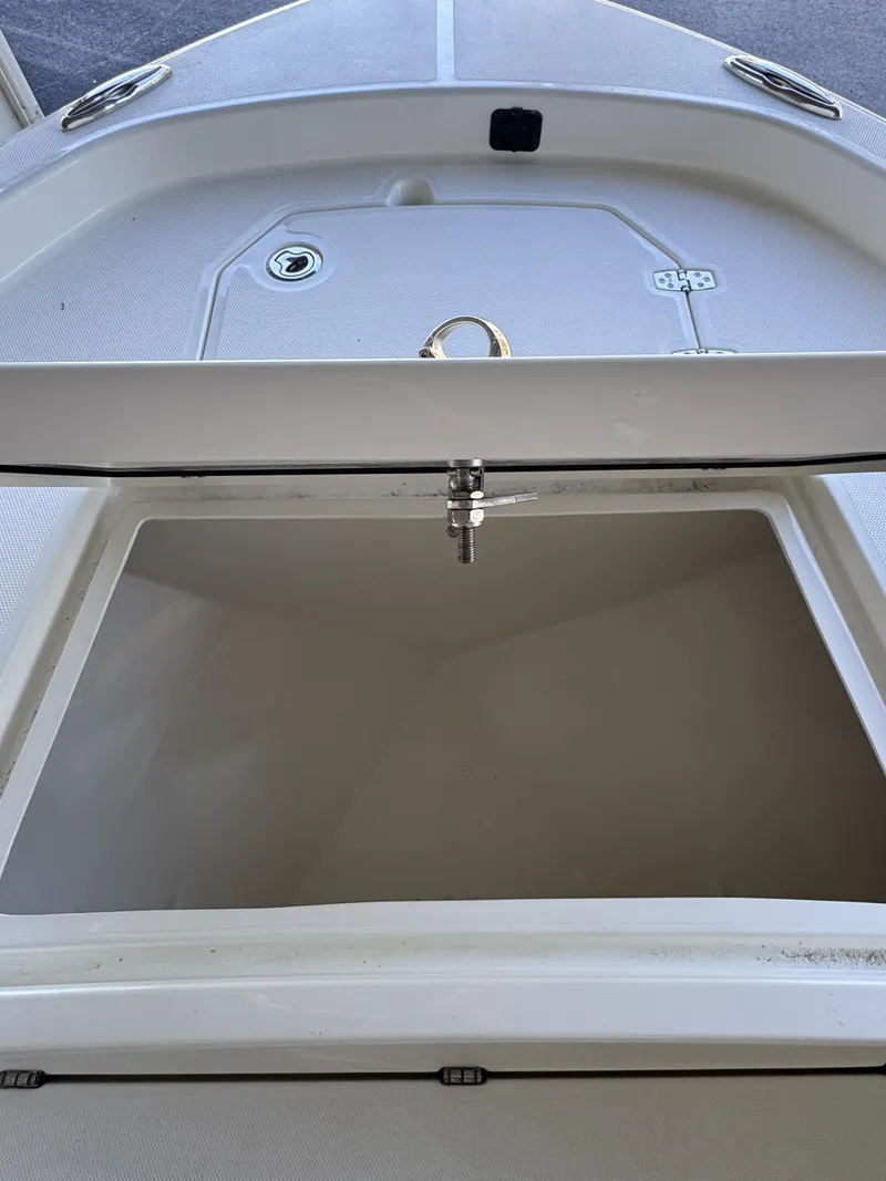 Slide: The Image of Pathfinder 2400 Open 2026 - 9