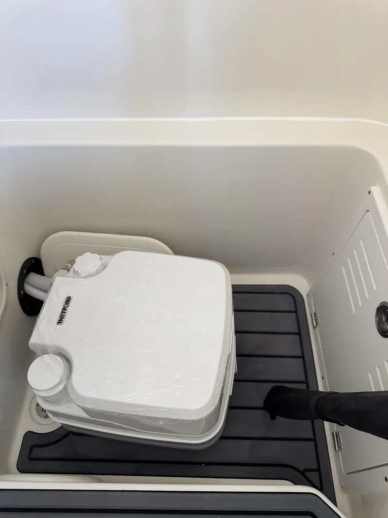 Slide: The Image of Interior of 2026 Pathfinder 2400 TRS with white device. - 20