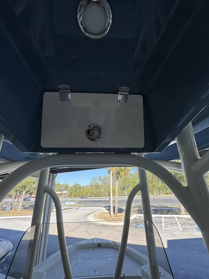 Slide: The Image of Interior view of 2026 Pathfinder 2400 TRS boat. - 36