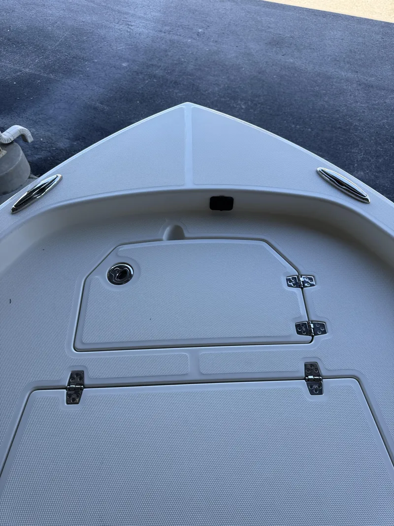 Slide: The Image of Sea Pro Bay 250 2025 - 12