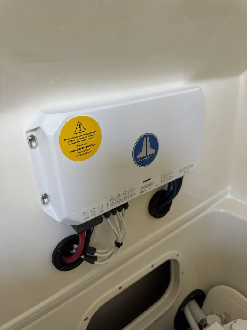 Slide: The Image of Sea Pro Bay 250 2025 - 21