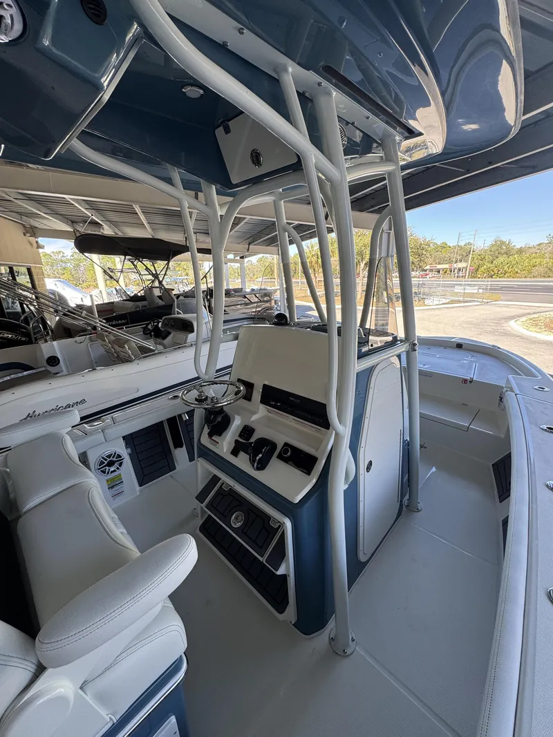 Slide: The Image of Sea Pro Bay 250 2025 - 22