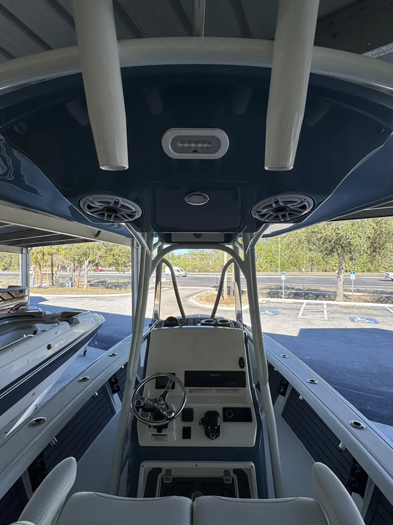 Slide: The Image of Sea Pro Bay 250 2025 - 38