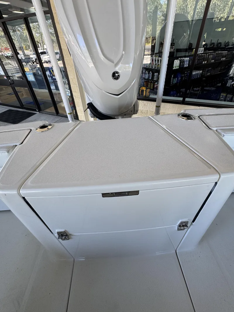 Slide: The Image of Sea Pro Bay 250 2025 - 43