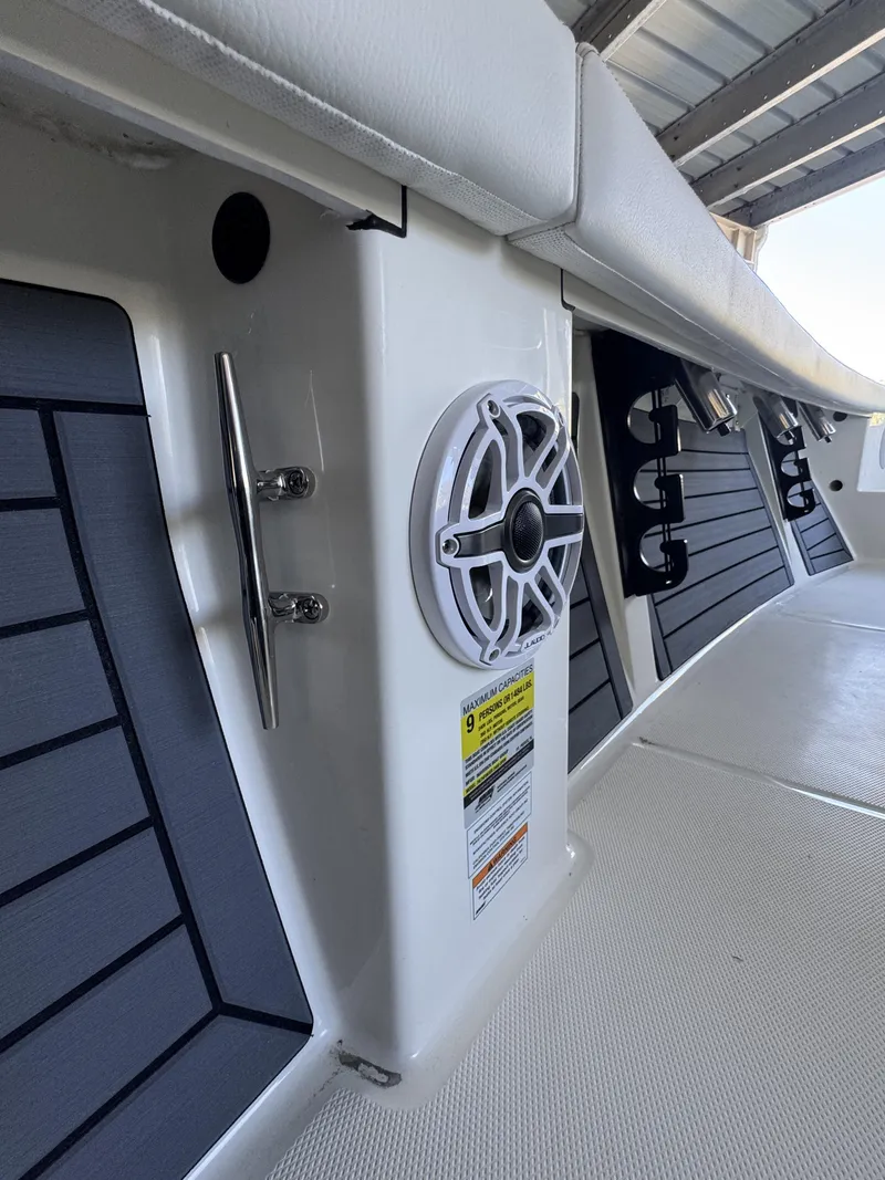 Slide: The Image of Sea Pro Bay 250 2025 - 48