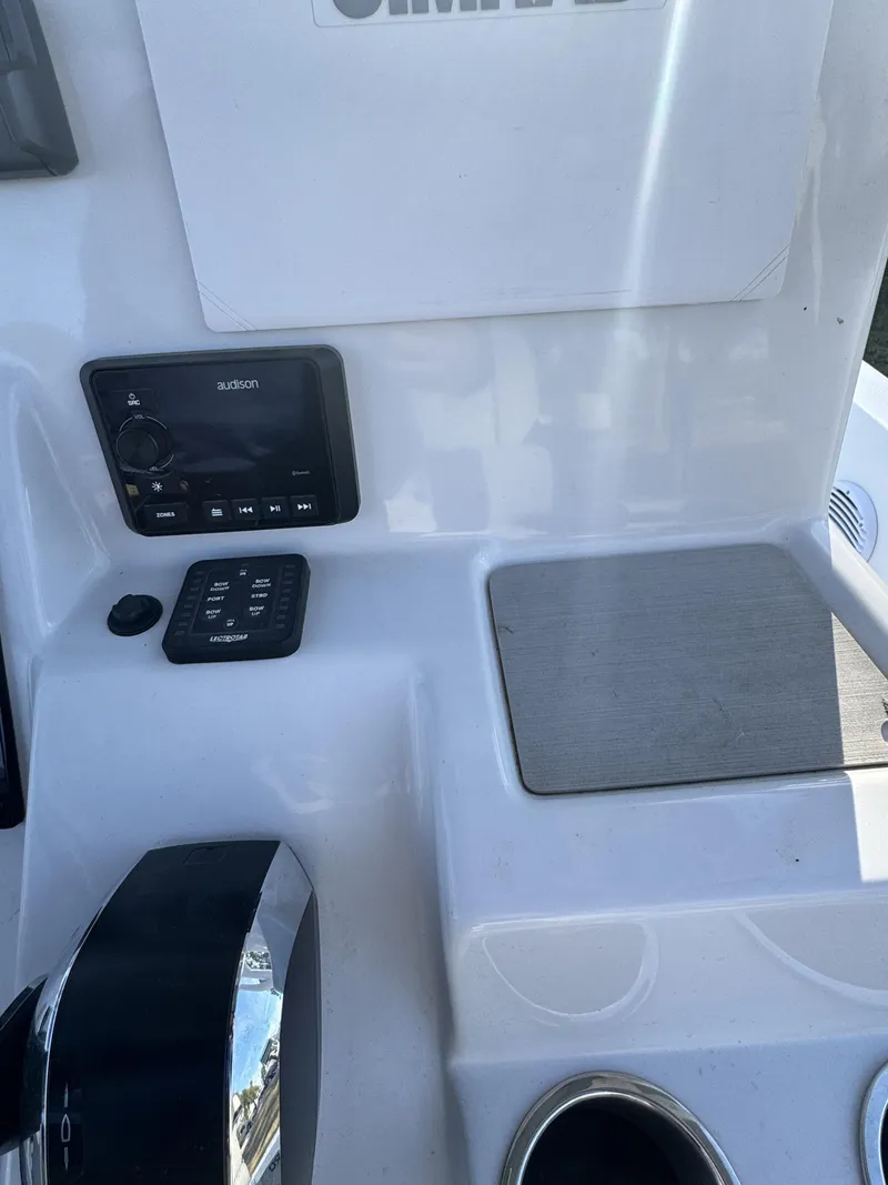 Slide: The Image of Dashboard of Sea Pro Bay 250 boat, year 2025. - 22