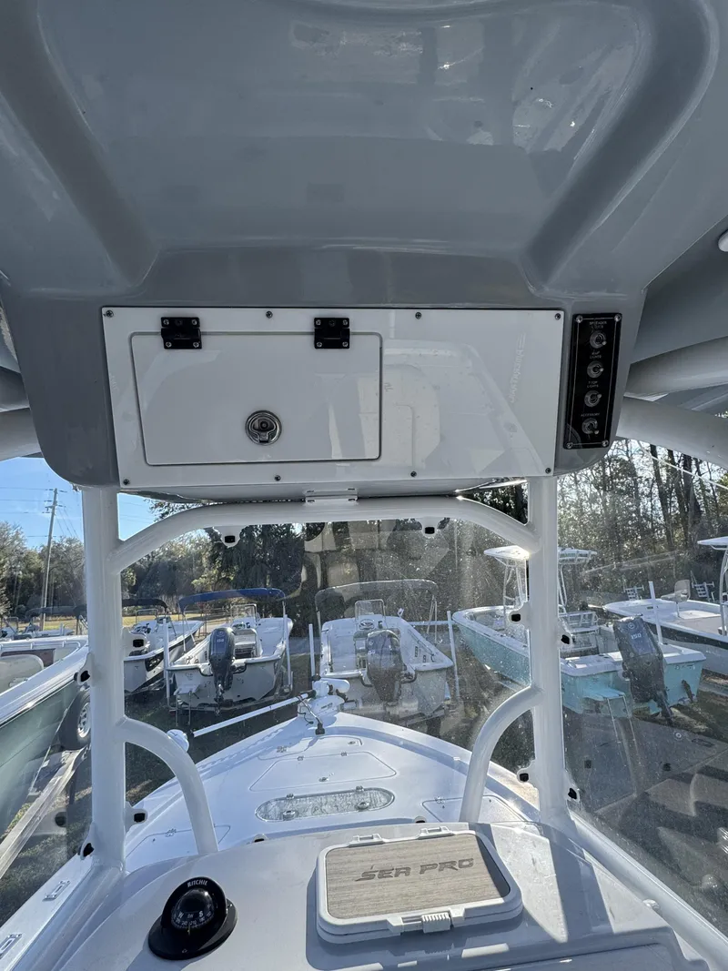 Slide: The Image of Interior view of a 2025 Sea Pro Bay 250 boat. - 24