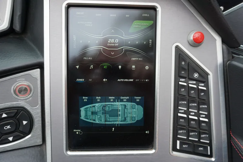 Slide: The Image of MasterCraft XT25 2019 - 9