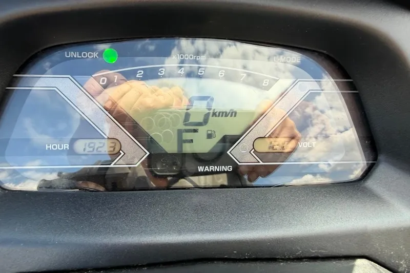 Slide: The Image of Dashboard of a 2019 Yamaha WaveRunner VX Deluxe showing 192.3 hours and 12.1 volts. - 26