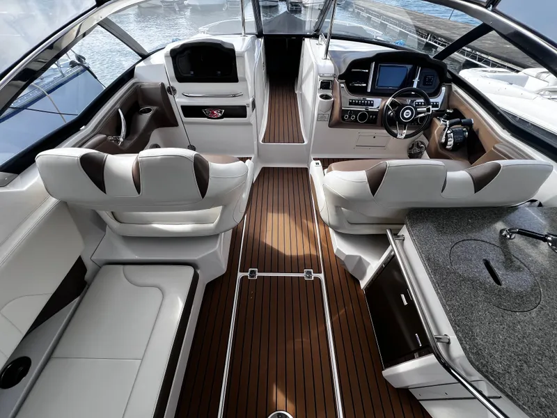 Slide: The Image of Interior of 2017 Chaparral 337 SSX with luxurious design. - 4