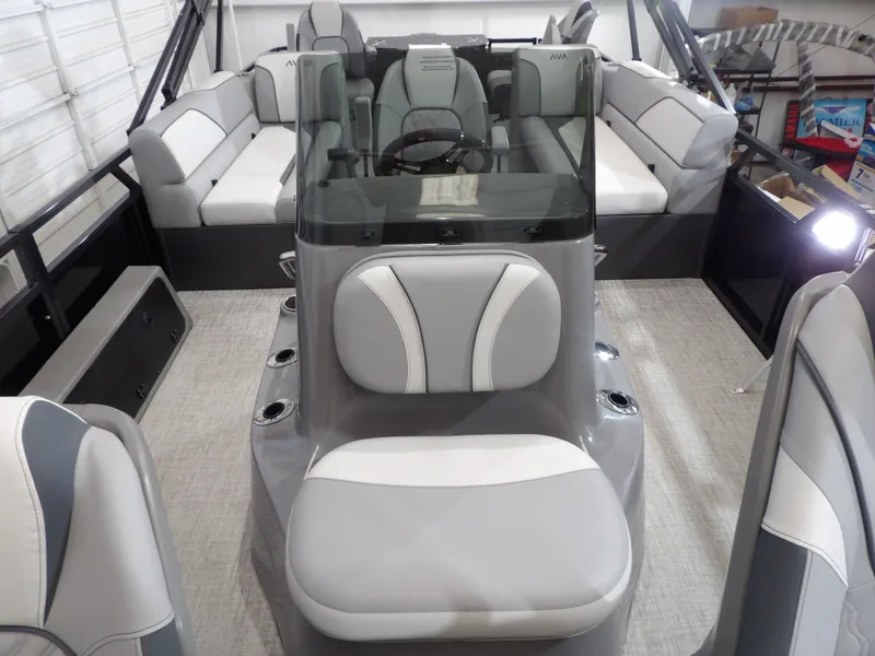 Slide: The Image of Avalon VNT85 CC 23T 2025 - 15