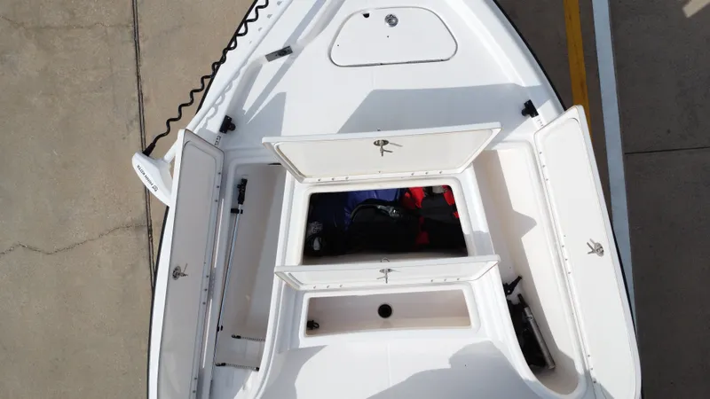 Slide: The Image of Blue Wave 2000 Classic 2020 - 34