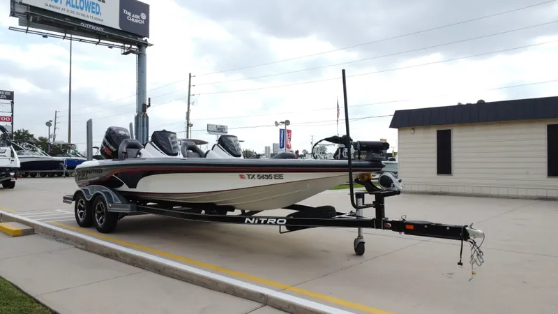 Slide: The Image of Nitro Z21 2016 - 8