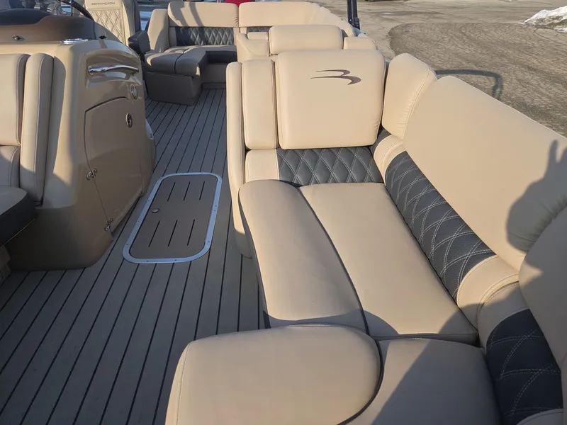 Slide: The Image of Bennington 23QCL 2018 - 12