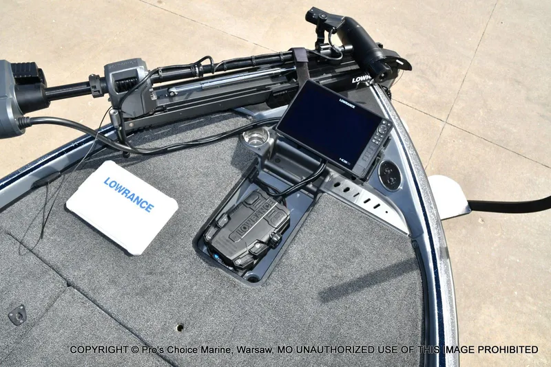 Slide: The Image of Triton 19 TRX PATRIOT 2022 with Lowrance electronics. - 11