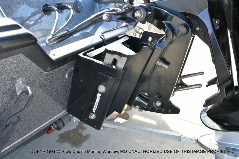Slide: The Image of Triton 19 TRX PATRIOT boat motor mount, 2022 model. - 24