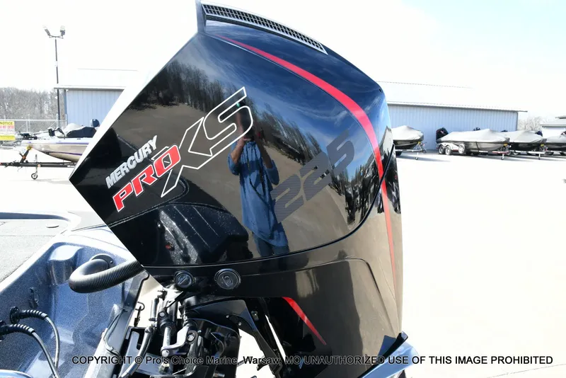 Slide: The Image of 2022 Triton 19 TRX PATRIOT with Mercury 225HP PRO-XS engine. - 25