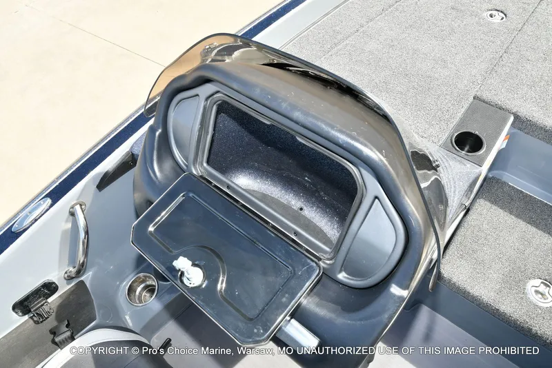 Slide: The Image of Triton 19 TRX PATRIOT w/225HP PRO-XS 2022 - 51