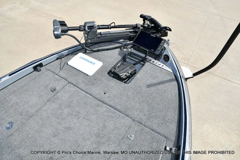 Slide: The Image of Triton 19 TRX PATRIOT w/225HP PRO-XS 2022 - 52