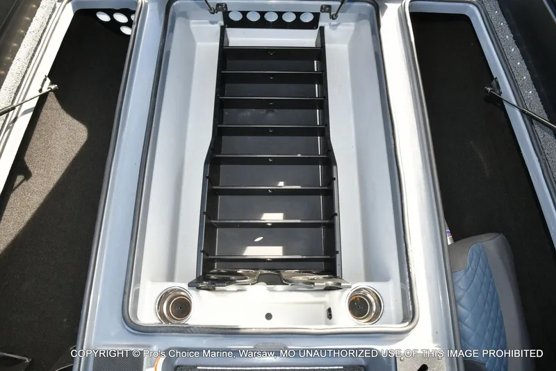 Slide: The Image of Triton 19 TRX PATRIOT w/225HP PRO-XS 2022 - 60