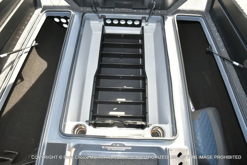 Slide: The Image of Triton 19 TRX PATRIOT w/225HP PRO-XS 2022 - 61