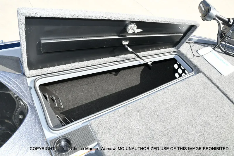 Slide: The Image of Triton 19 TRX PATRIOT w/225HP PRO-XS 2022 - 62