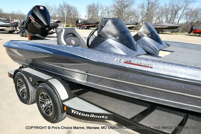 Slide: The Image of Triton 19 TRX PATRIOT w/225HP PRO-XS 2022 - 74