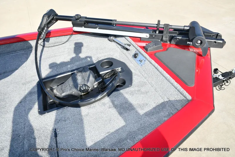 Slide: The Image of Tracker PRO TEAM 175 boat deck with controls, 2025 model. - 30