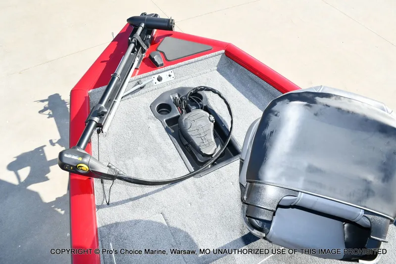 Slide: The Image of Tracker PRO TEAM 175 boat, front deck view, 2025 model. - 9