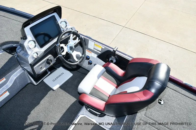 Slide: The Image of Interior of 2025 Nitro Z20 XL Pro with steering console and seat. - 45