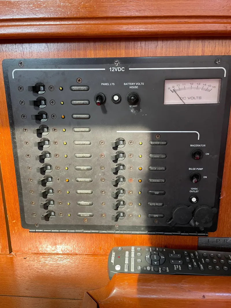 Slide: The Image of 12VDC control panel on Hunter 41 sailboat, year 2007. - 34