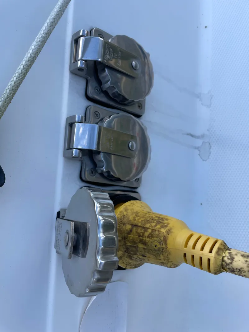 Slide: The Image of Hunter 41 2007 - 54