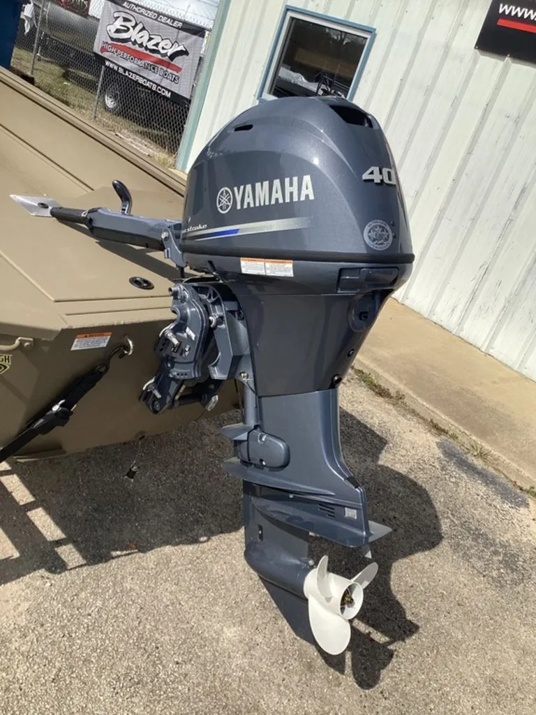 Slide: The Image of Yamaha 40 HP outboard motor on G3 Gator Tough 16 DK boat. - 3